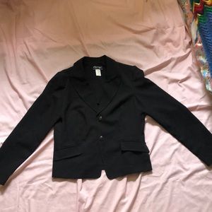 Cropped Black Blazer with Shoulder Pads